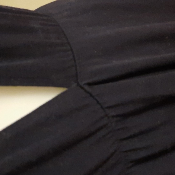 Reformation plunge neck mididress - Picture 3 of 14